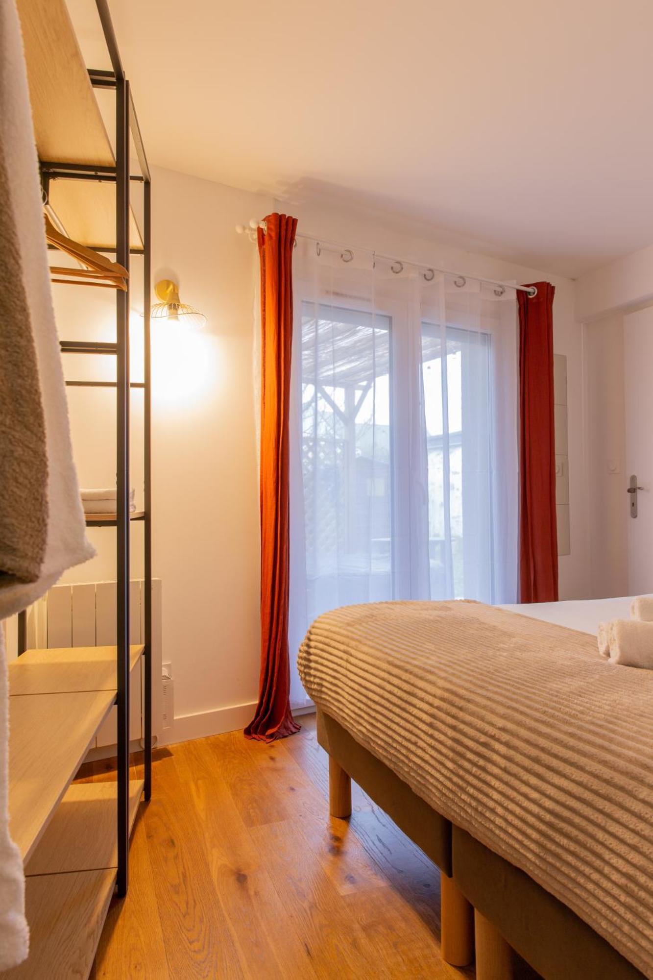 Delalauret Apartment - Vannes Centre Екстер'єр фото