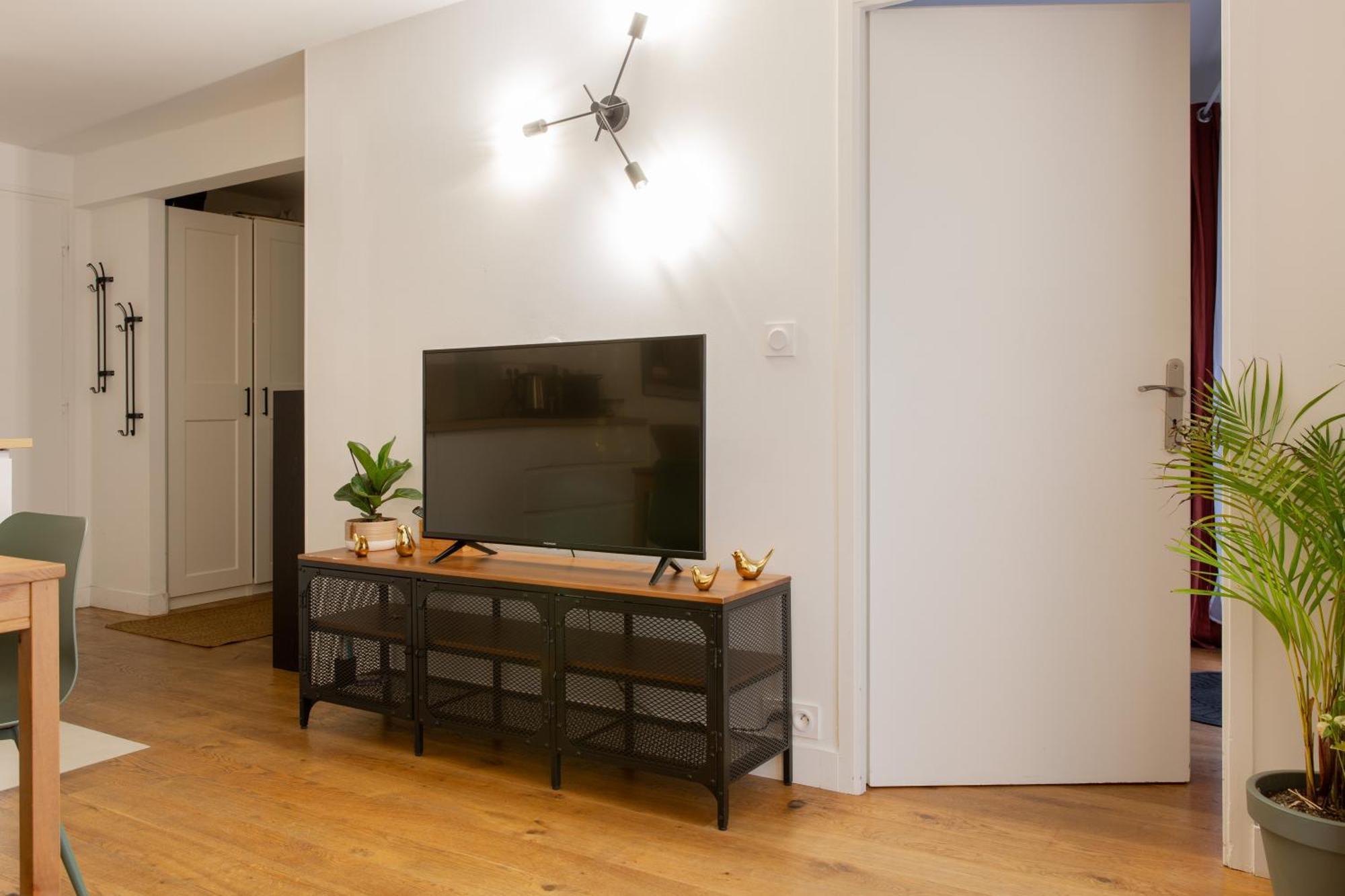 Delalauret Apartment - Vannes Centre Екстер'єр фото
